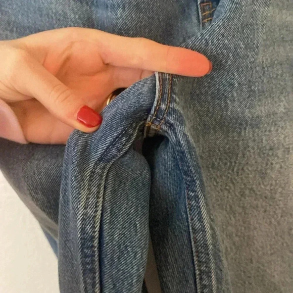 Reformation 31 Addison Low Rise Relaxed Jeans - Picture 8 of 11